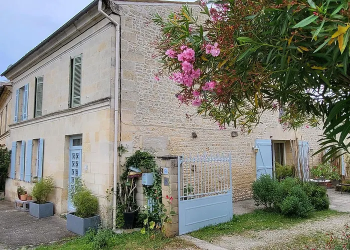 Au 13or Interieur Bed and Breakfast Champagnolles